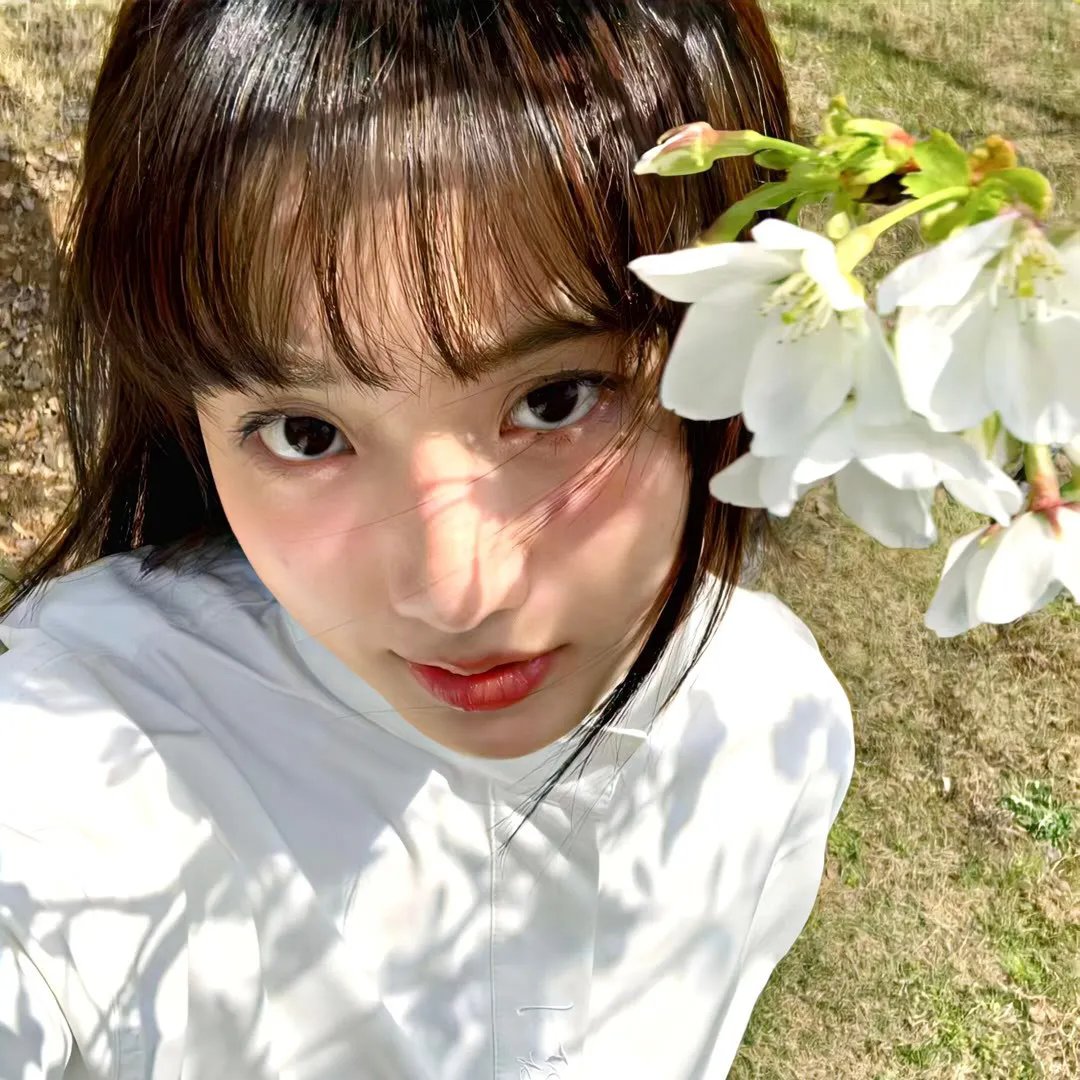 女孩舞步
